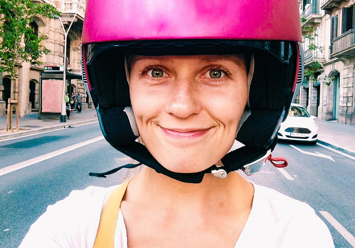 woman with a pink helmet