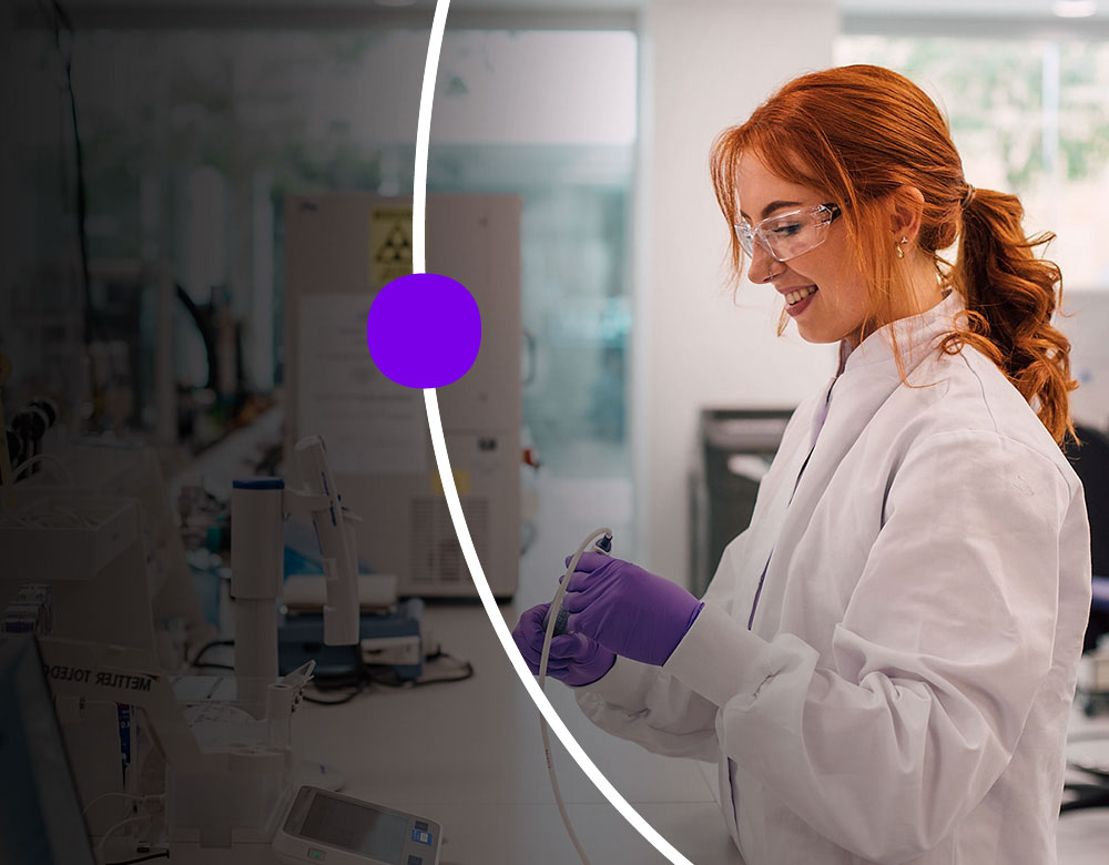 Sanofian working in lab