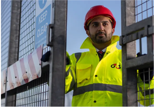 G4S employee in security high-visibility uniform