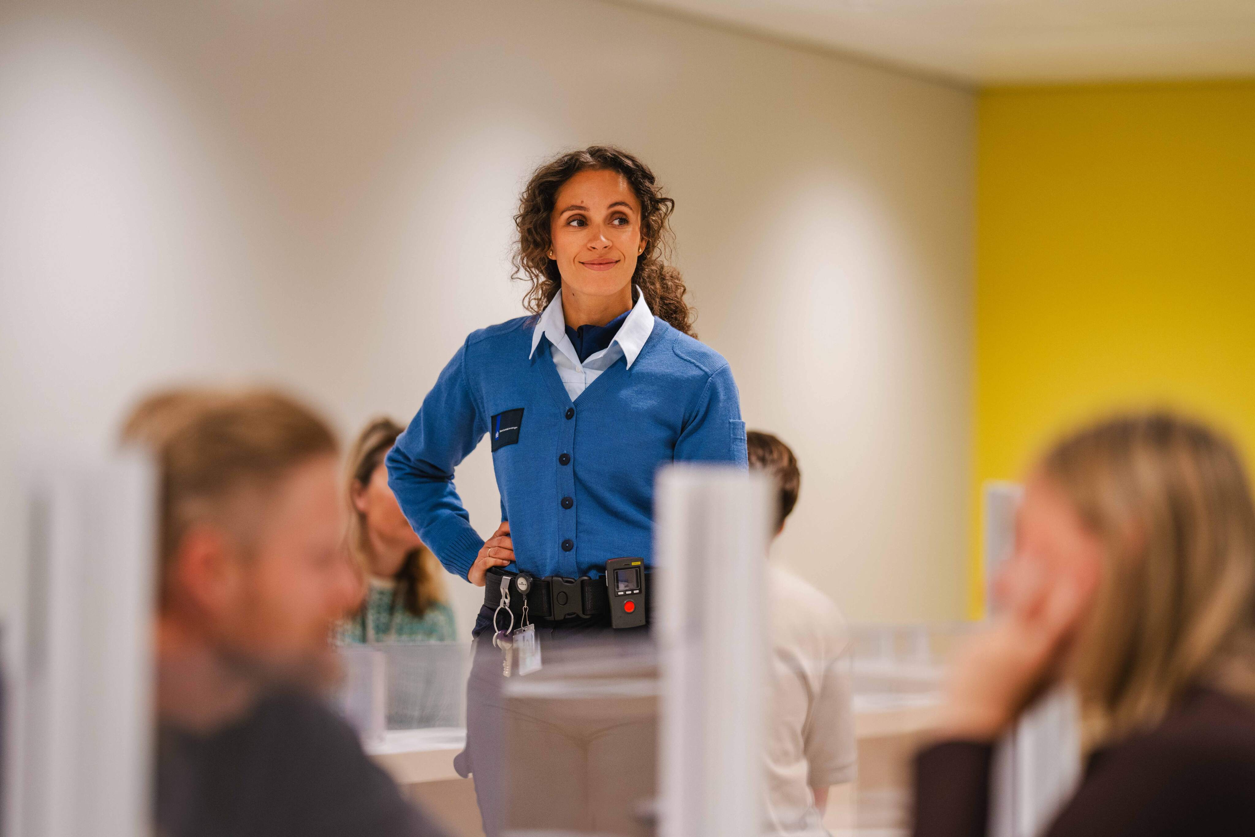 Add image description here