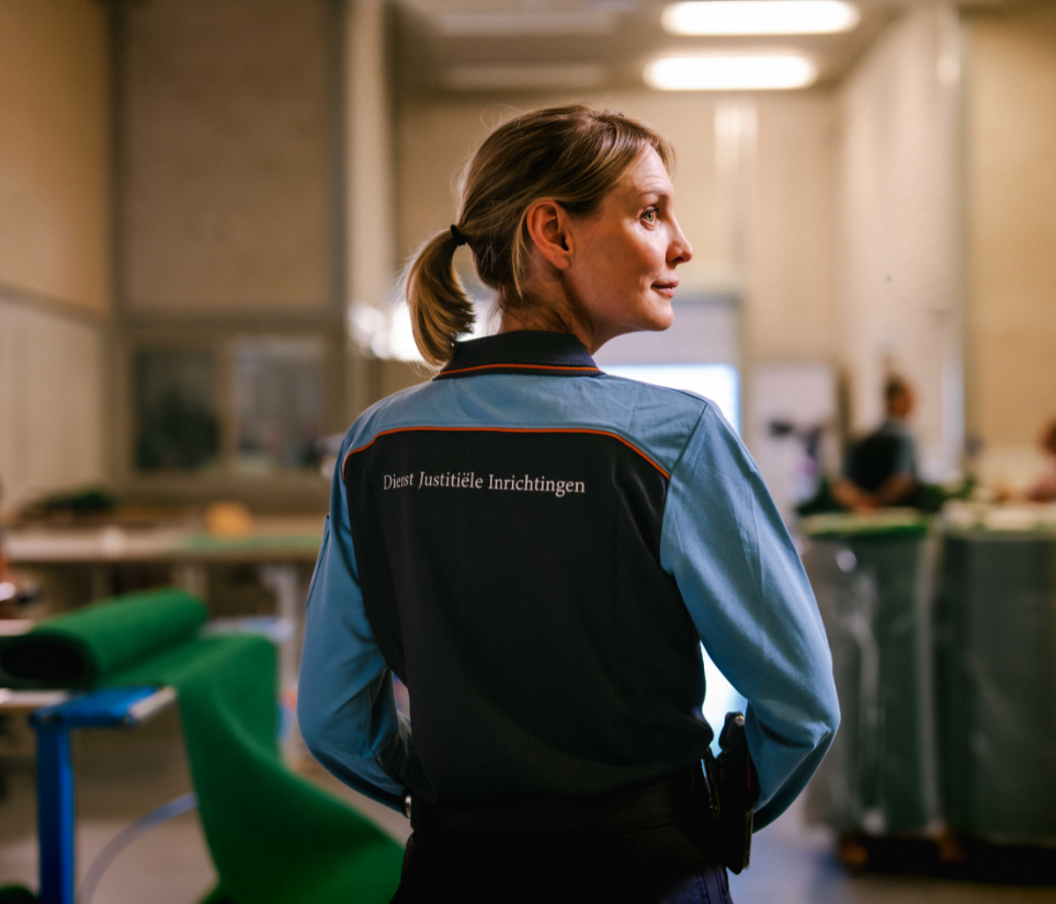 Add image description here