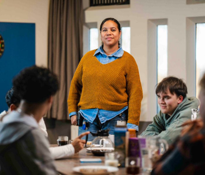 Add image description here