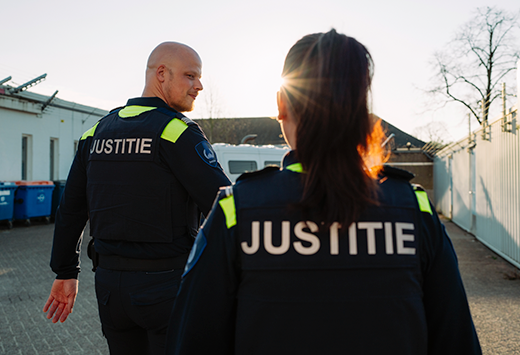 Add image description here