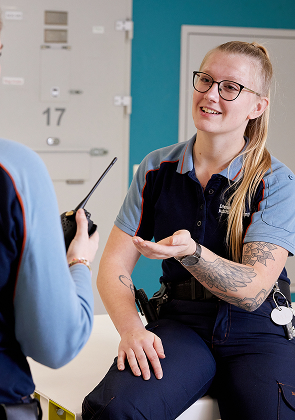 Add image description here