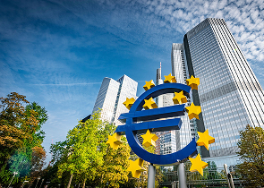 Blauw euro-symbool met gele sterren