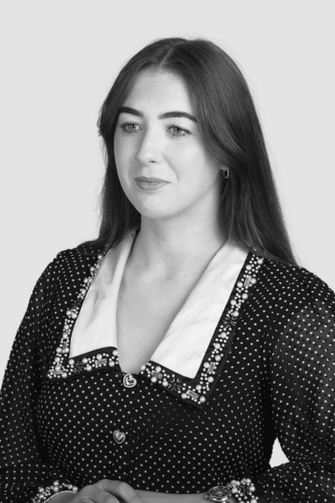 Play video: hear from one of our early careers team members on what makes our solicitor apprenticeship.